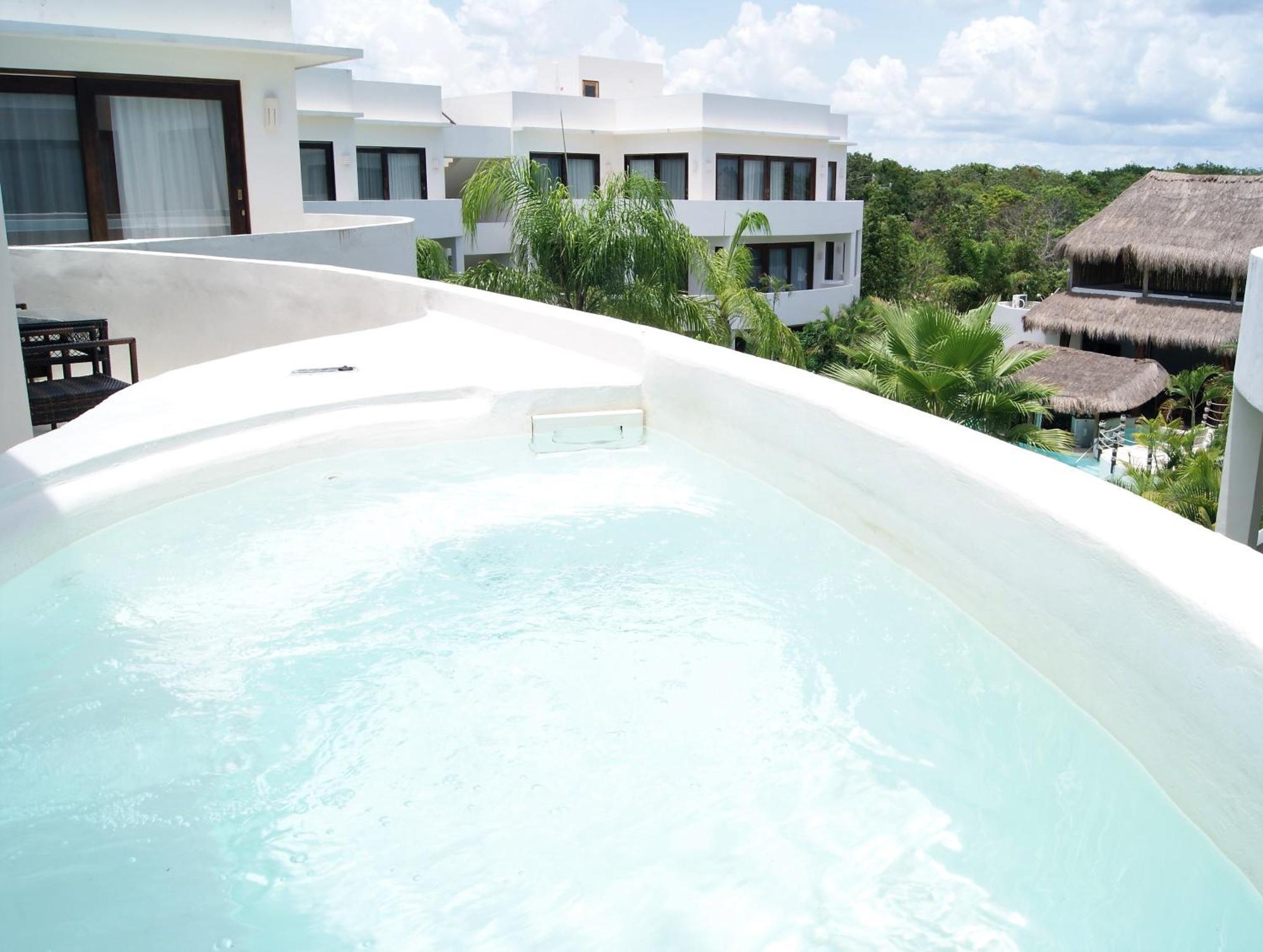 Mak Nuk Village - Clothing Optional Tulum Bagian luar foto